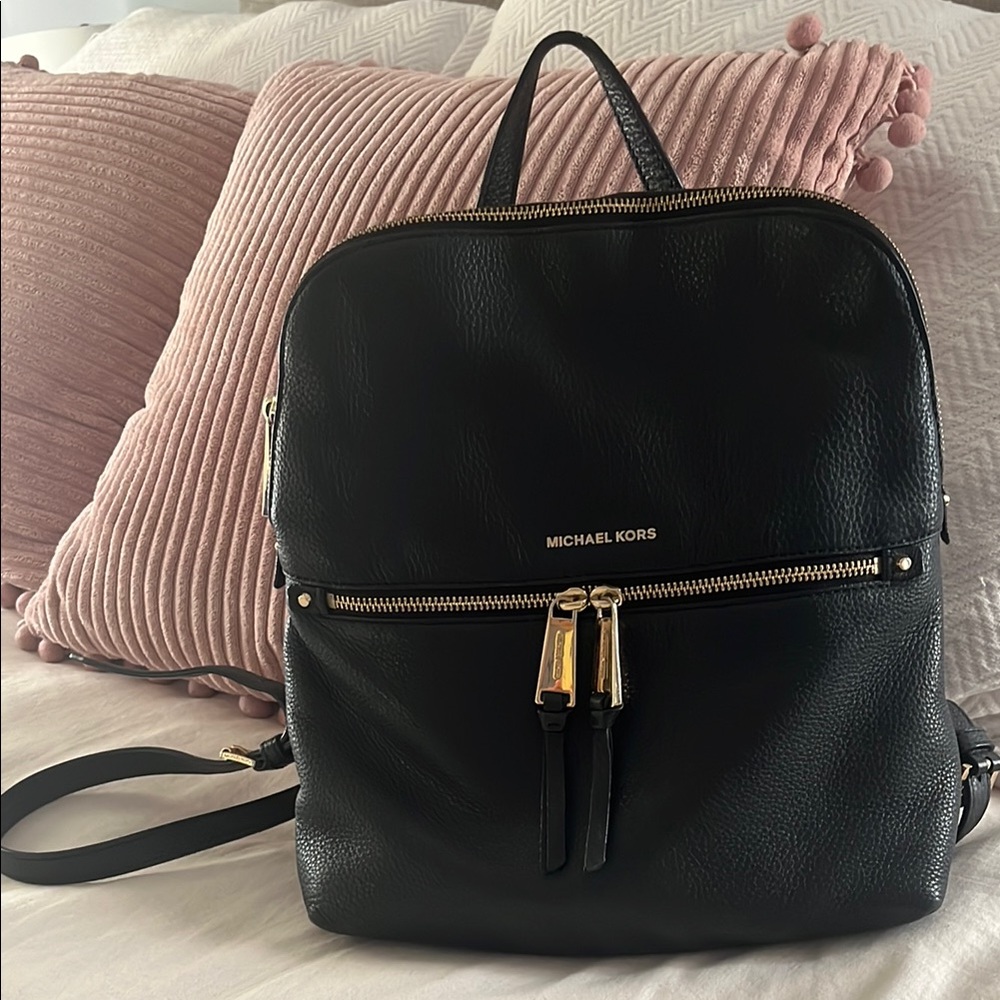 Michael Kors Rhea Pebbled Leather Zip Medium Slim Backpack (Black/Gold Hardware) - Picture 2 of 11